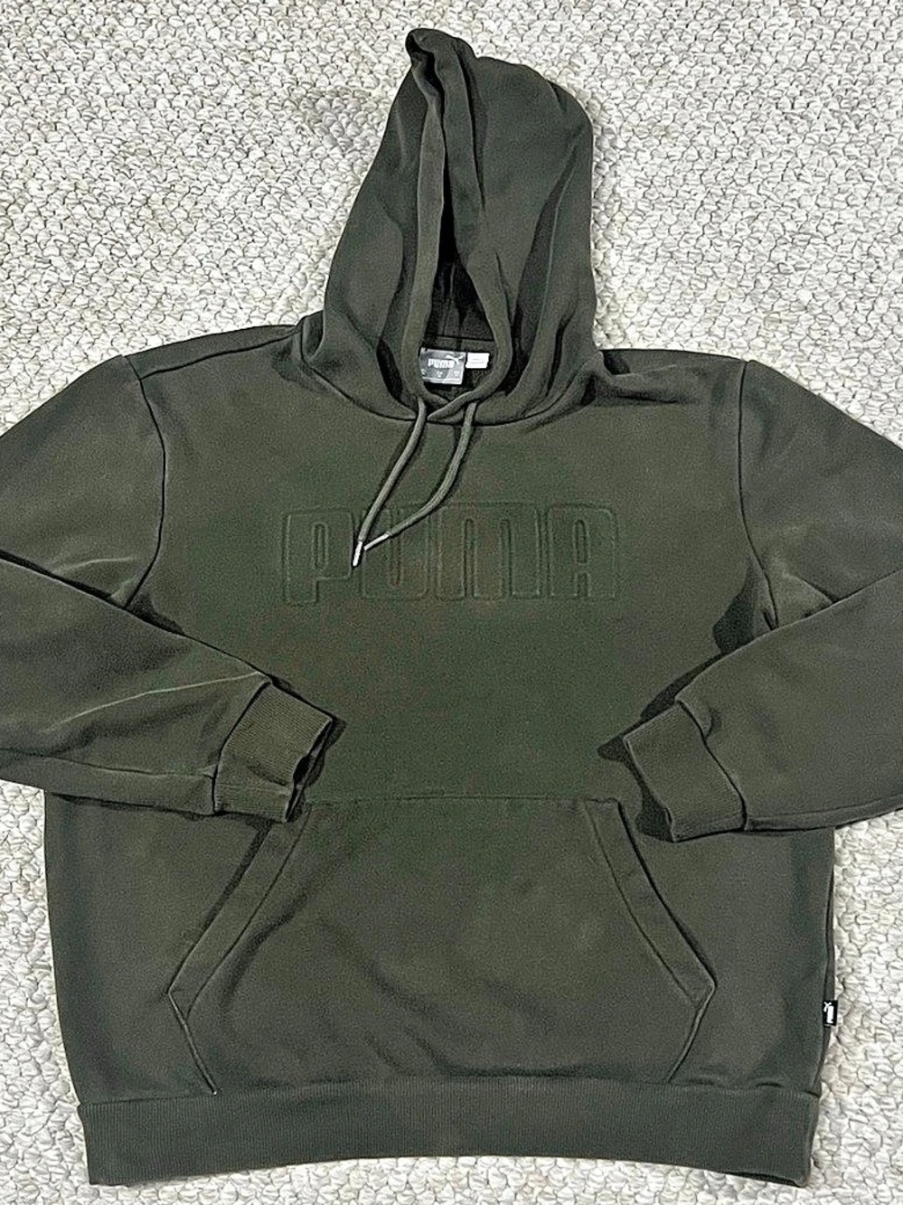 Puma Men’s Hoodie Sweatshirt Size Medium M Dark Olive Green Embossed Logo Hoodie